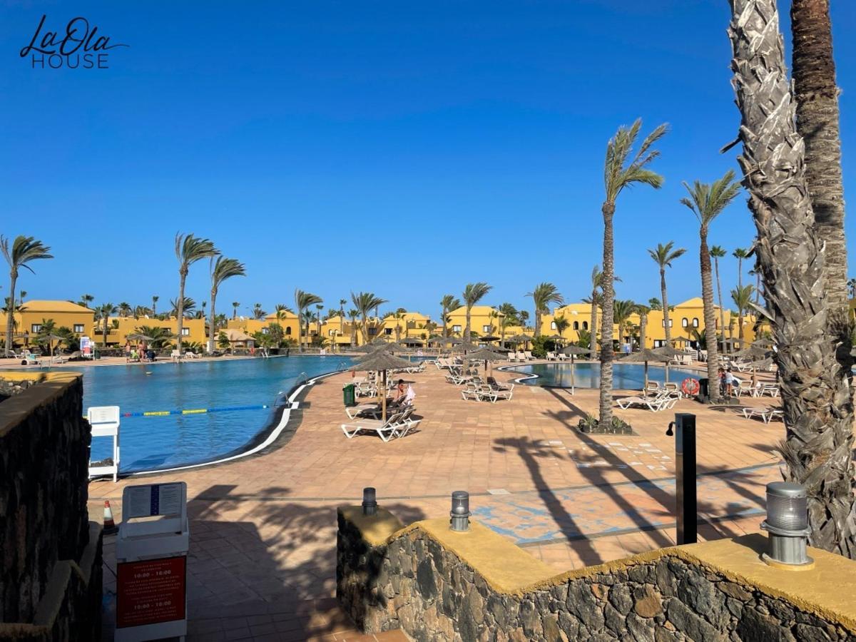 La Ola House Precioso Apartamento Con Piscina Corralejo Exterior photo