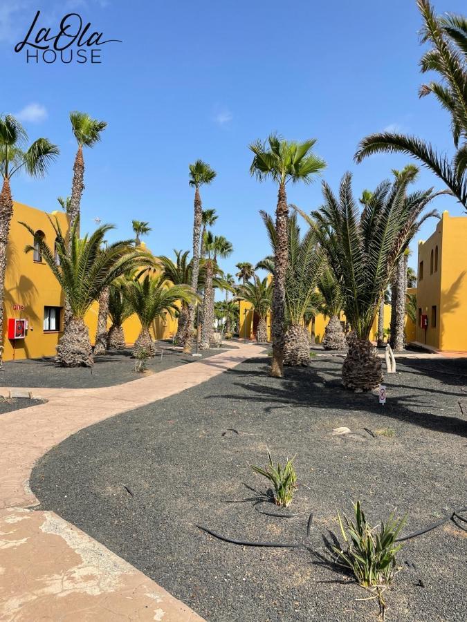 La Ola House Precioso Apartamento Con Piscina Corralejo Exterior photo