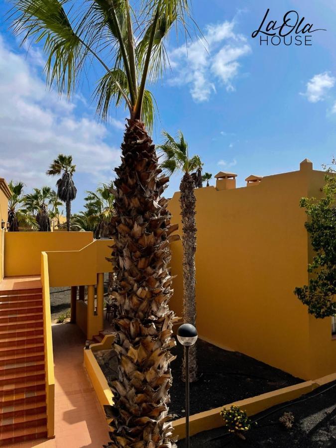 La Ola House Precioso Apartamento Con Piscina Corralejo Exterior photo